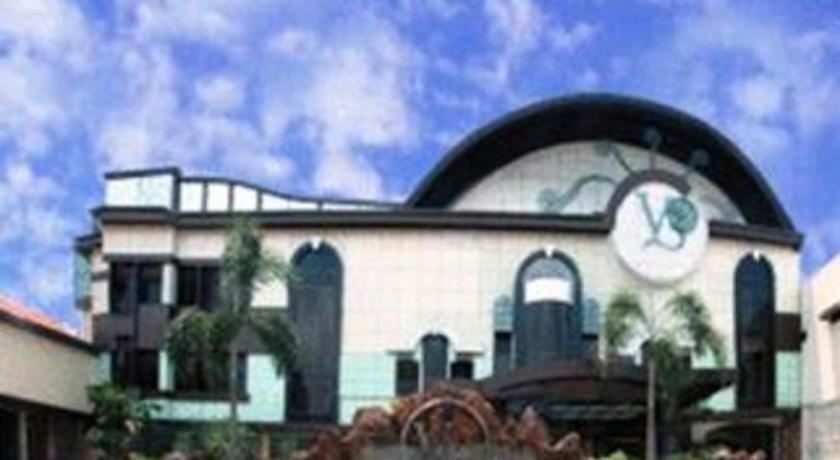 V3 Hotel スラバヤ エクステリア 写真